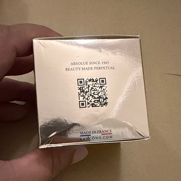 Lancome Absolue The Eye Cream - Gold - Picture 2 of 4